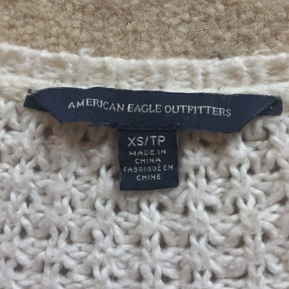 American Eagle Chunky White Sweater - Picture 4 of 4